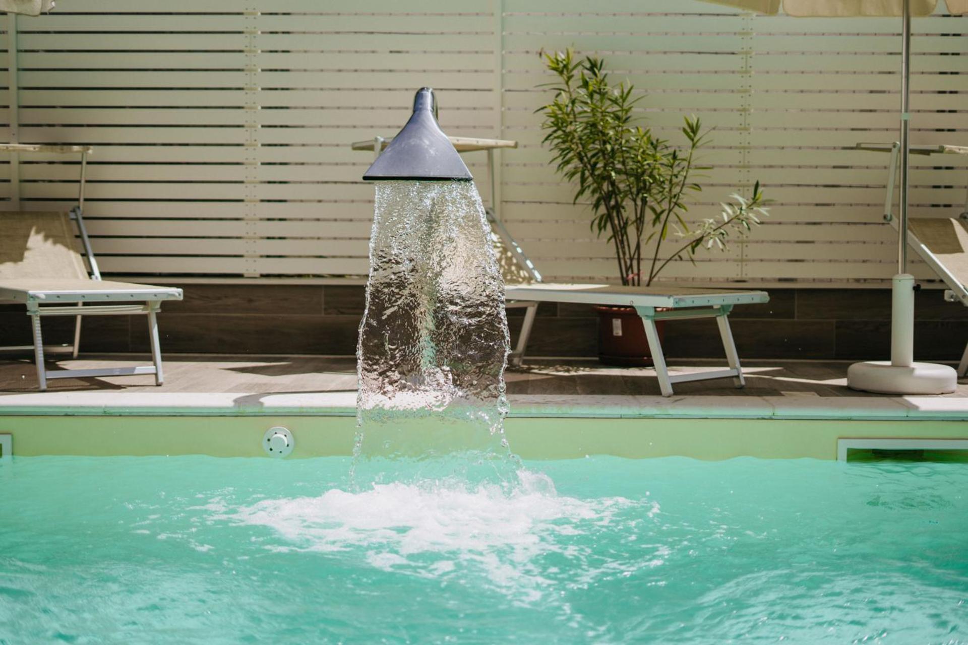 Hotel Lalla Beauty & Relax Cesenatico Dış mekan fotoğraf