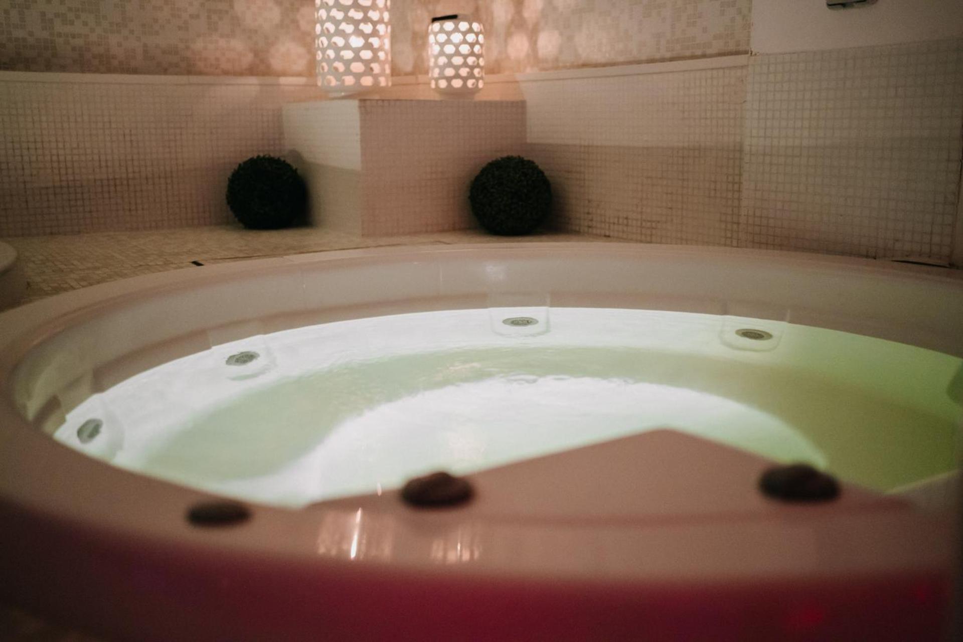 Hotel Lalla Beauty & Relax Cesenatico Dış mekan fotoğraf