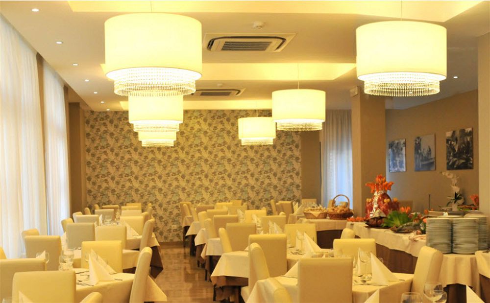 Hotel Lalla Beauty & Relax Cesenatico Dış mekan fotoğraf